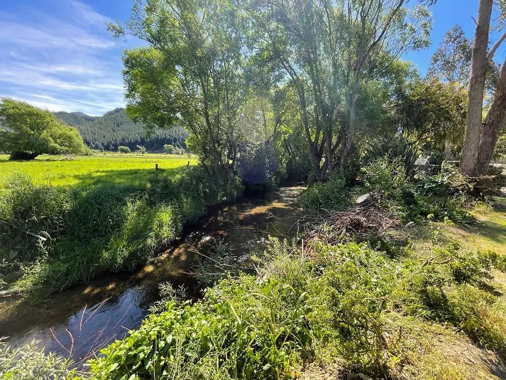 Awa Tui Batch Apartment Blenheim New Zealand